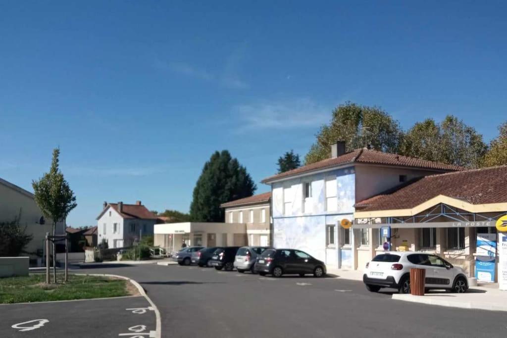 Montemboeuf Centre Town House Free Wifi Villa Екстериор снимка