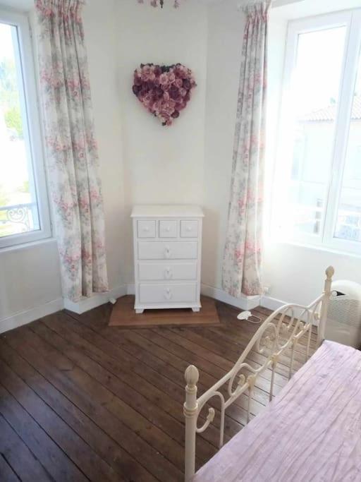 Montemboeuf Centre Town House Free Wifi Villa Екстериор снимка